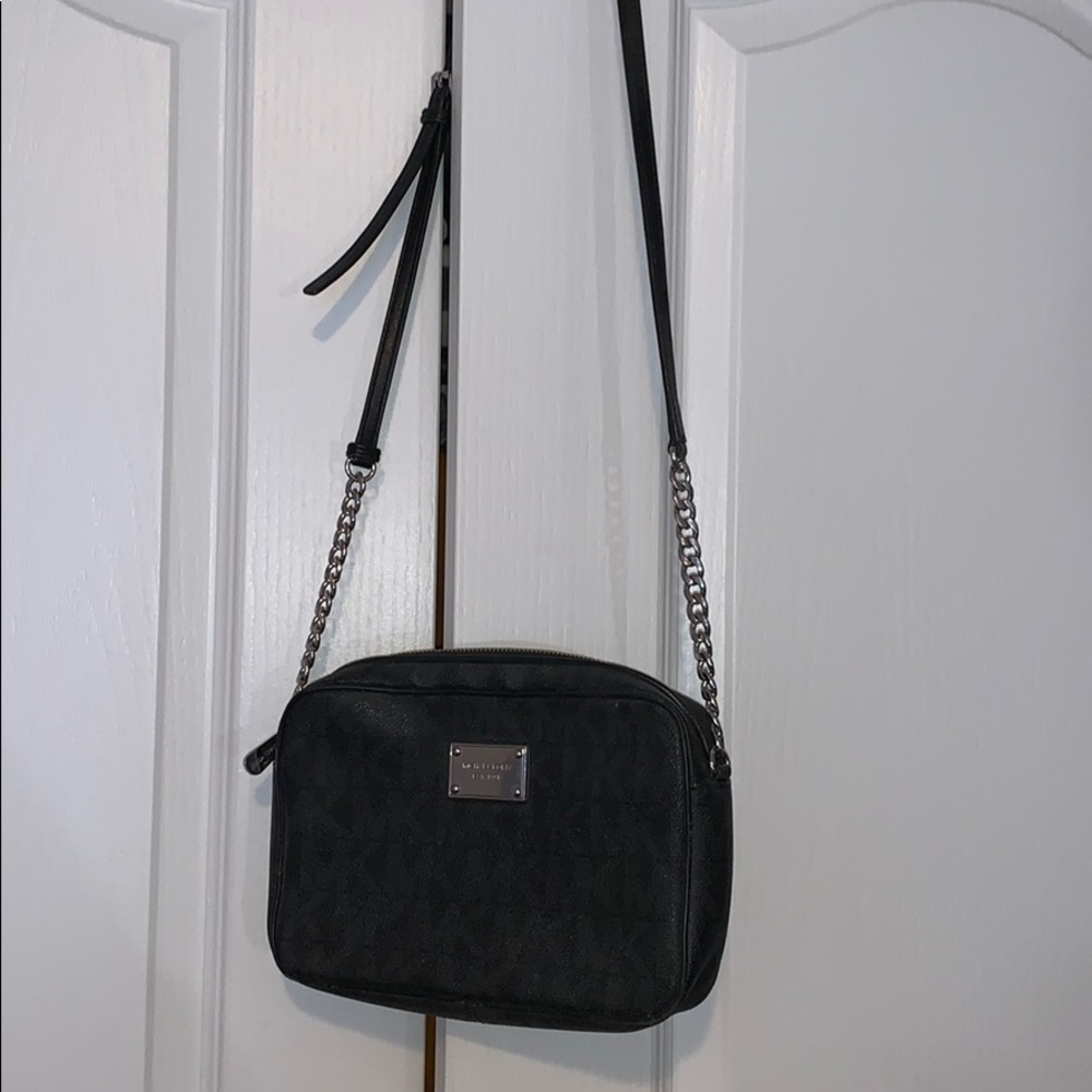 Cross body